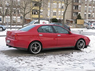 Alfa Romeo 166